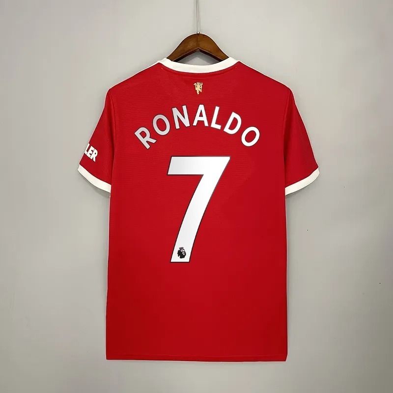 Retro Manchester United 2021-2022 home image 3