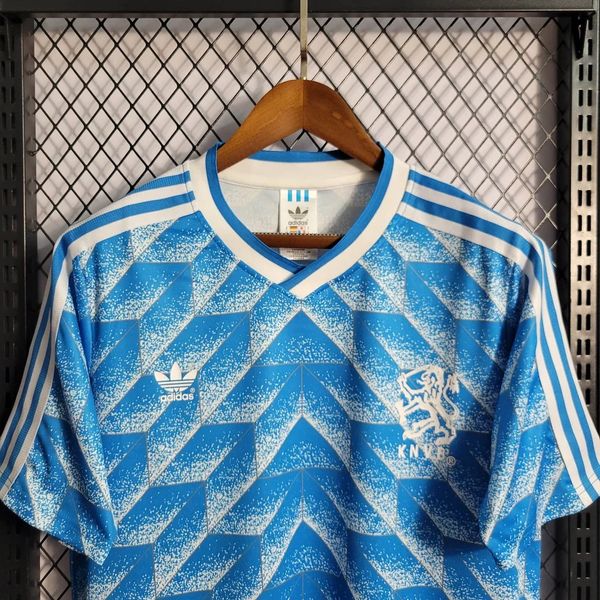 Retro Netherlands national 1988 away image 4