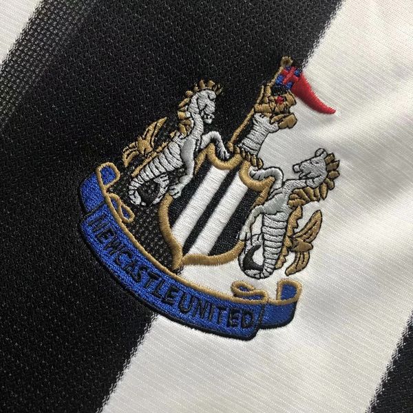 Retro Newcastle United 1995-1997 home image 7