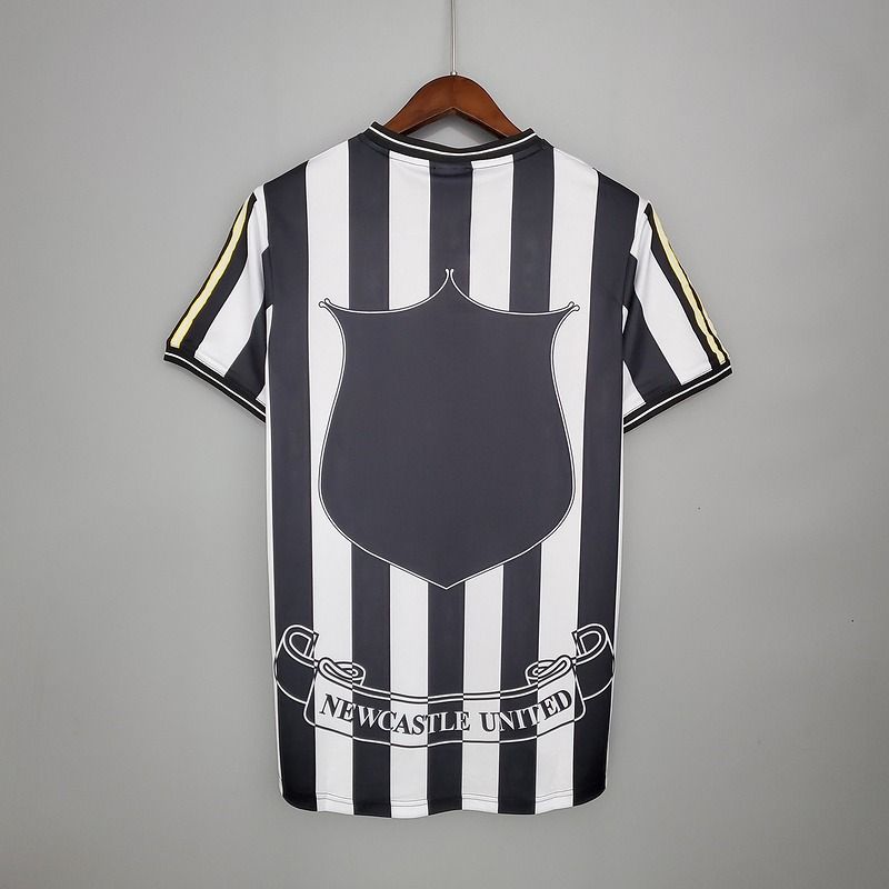 Retro Newcastle United 1997-1999 home image 2