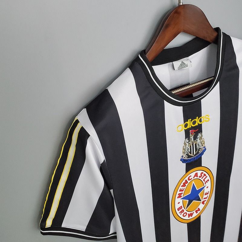 Retro Newcastle United 1997-1999 home image 7