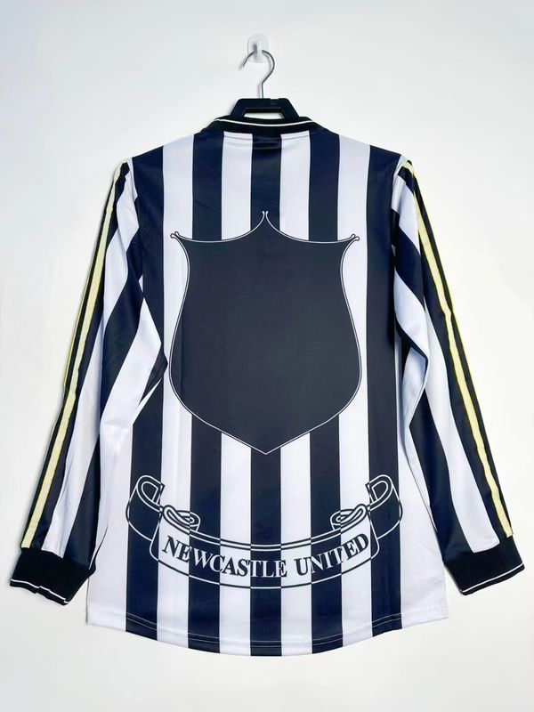 Retro Newcastle United 1997-1999 home Long Sleeve image 2