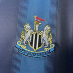 Retro Newcastle United 2005-2006 away image 7