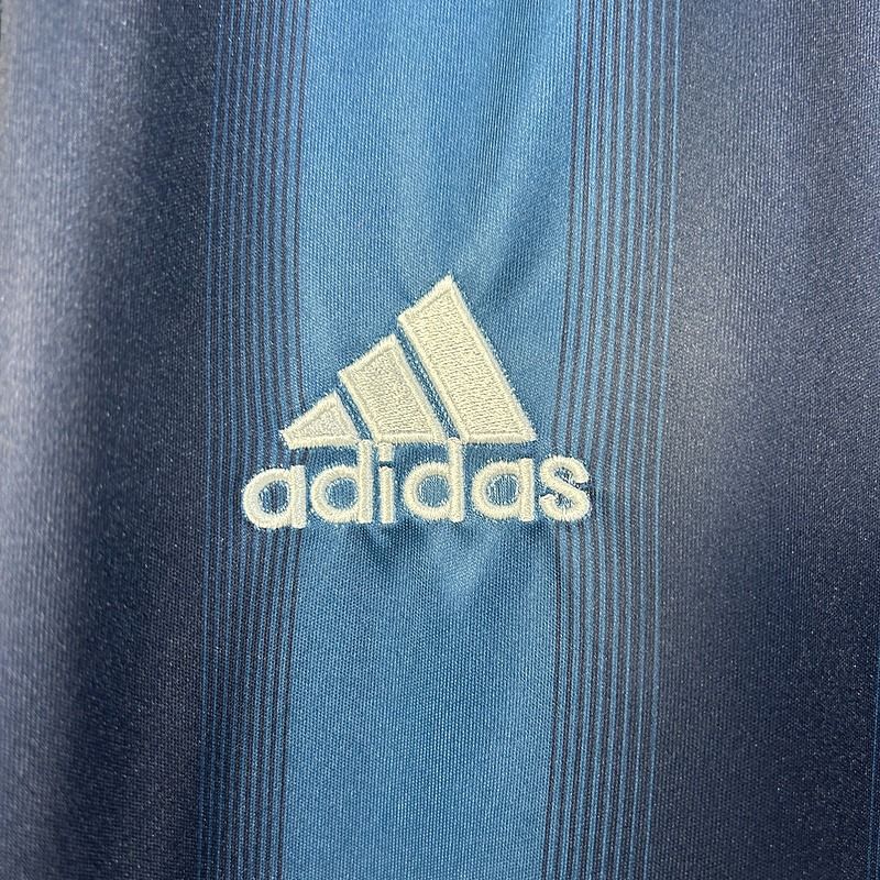 Retro Newcastle United 2005-2006 away image 8
