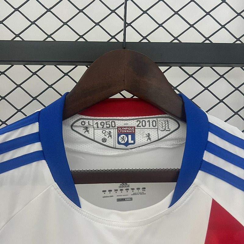 Retro Olympique Lyonnais 2010-2011 home image 4