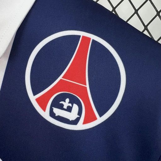 Retro PSG Paris Saint-Germain 1991-1992 home image 7