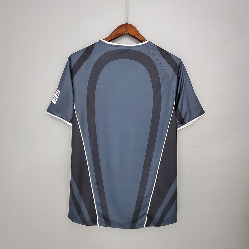 Retro PSG Paris Saint-Germain 2001-2002 second away image 2