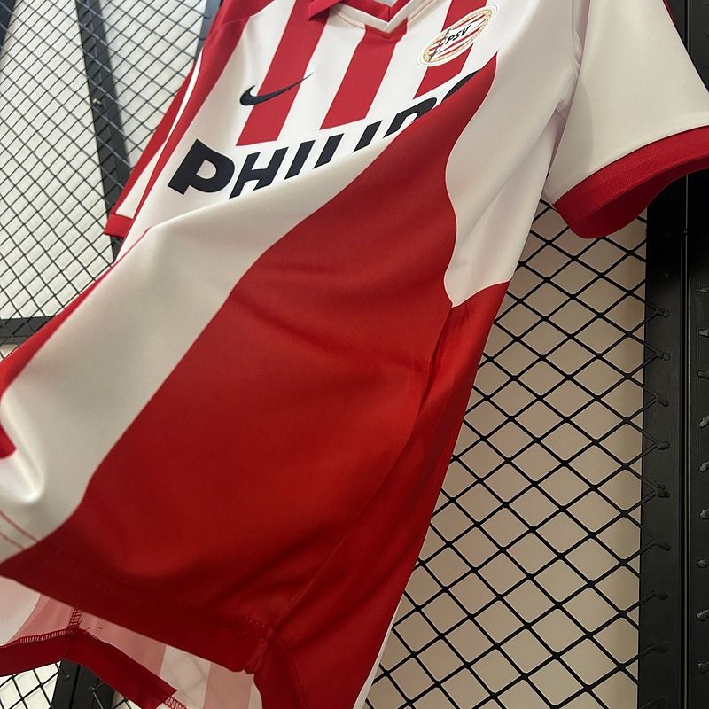 Retro PSV Eindhoven 2000-2001 home image 6