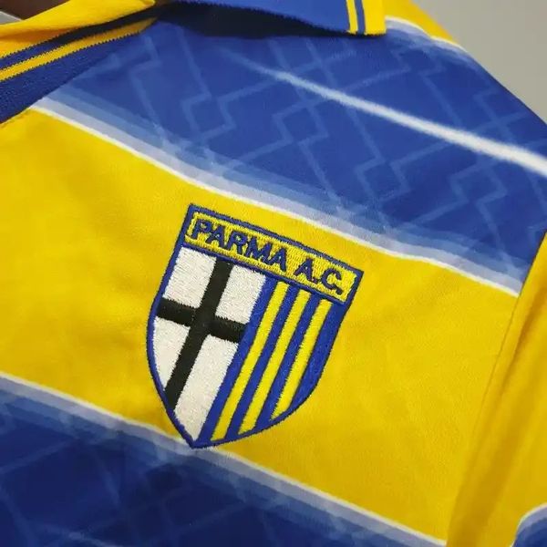 Retro Parma Calcio 1998-1999 home image 5