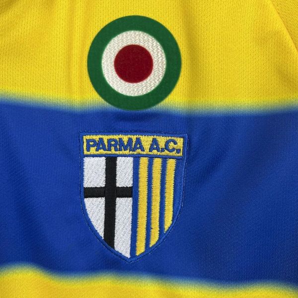 Retro Parma Calcio 1999-2000 home image 4