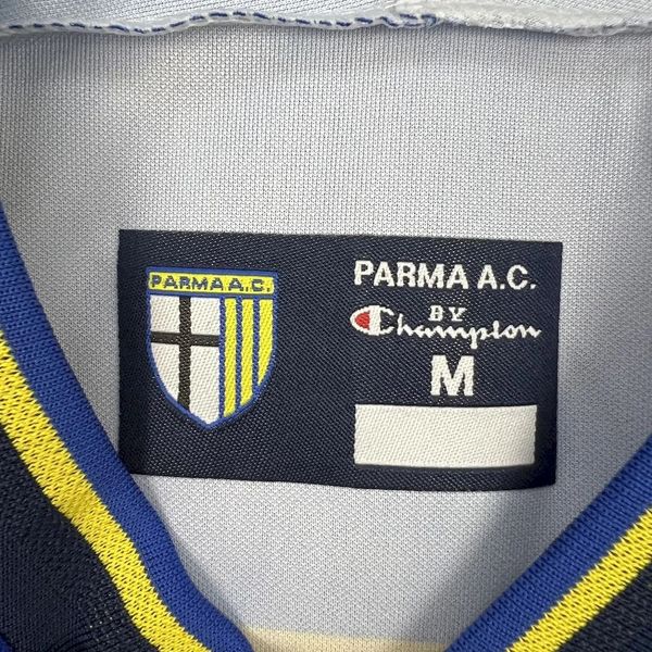 Retro Parma Calcio 2001-2002 home image 7