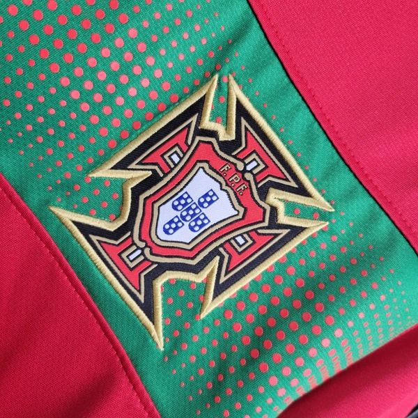 Retro Portugal national 2010 home image 6