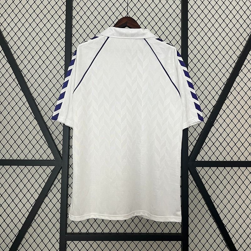 Retro Real Madrid 1986-1988 home image 2