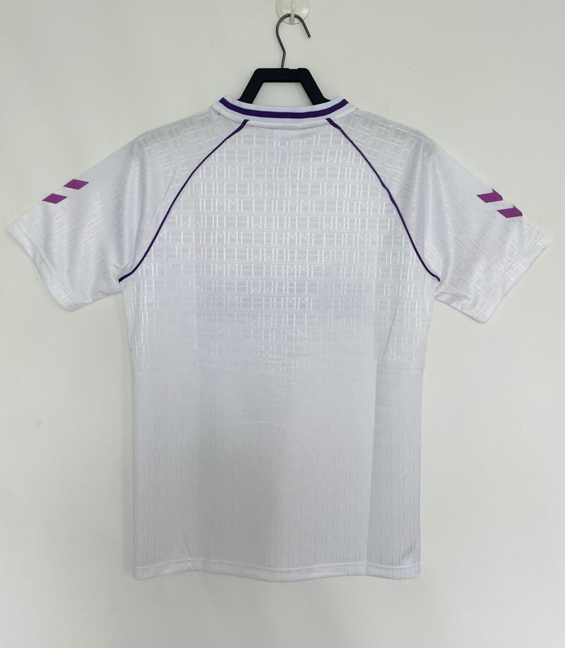 Retro Real Madrid 1990-1992 home image 2