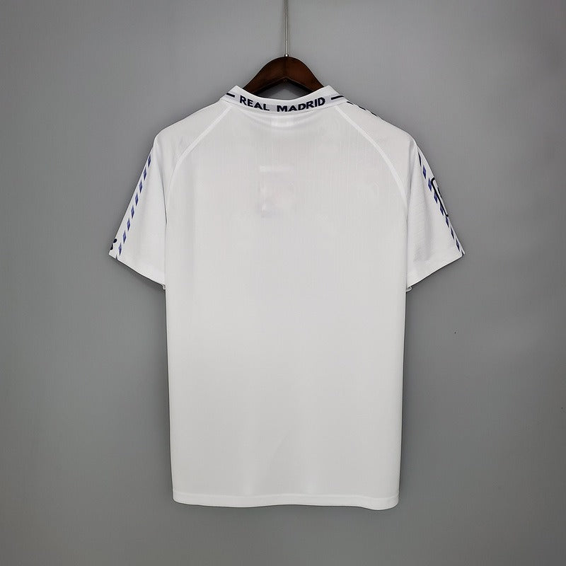 Retro Real Madrid 1996-1997 home image 2