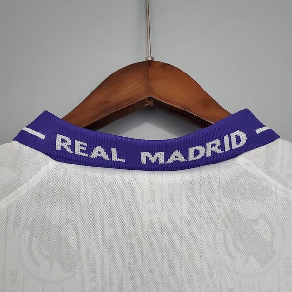 Retro Real Madrid 1996-1997 second away image 5