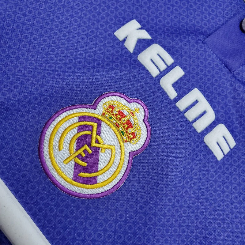 Retro Real Madrid 1997-1998 away image 6