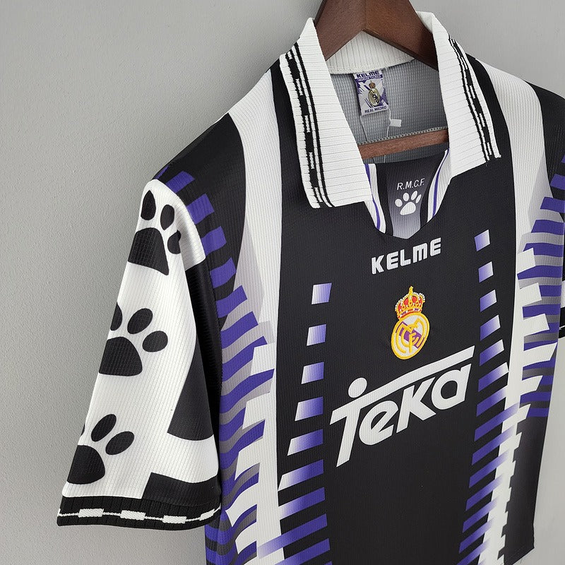 Retro Real Madrid 1997-1998 second away image 5
