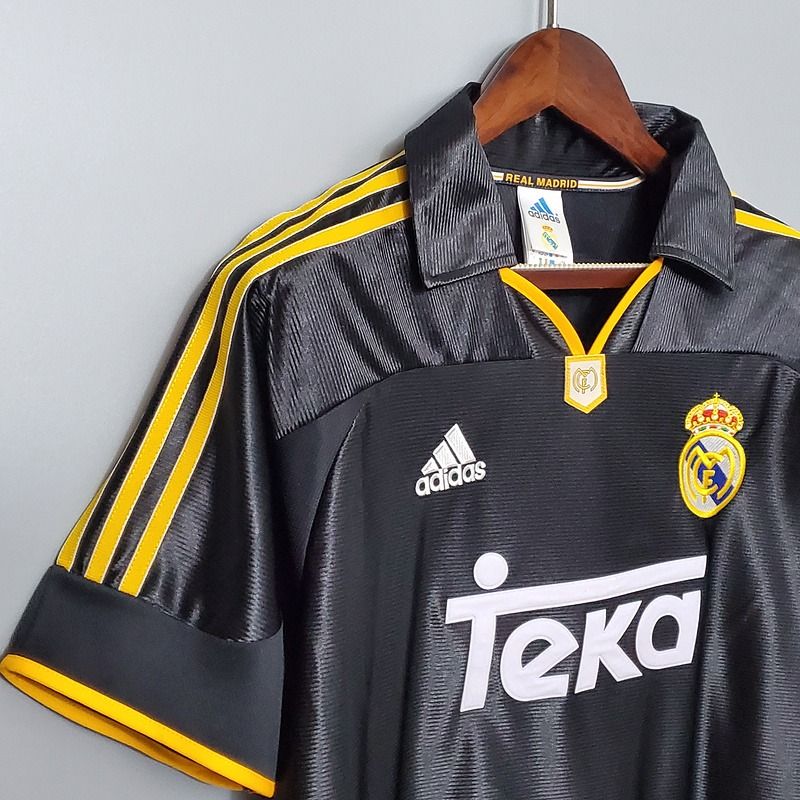 Retro Real Madrid 1998-1999 away image 5