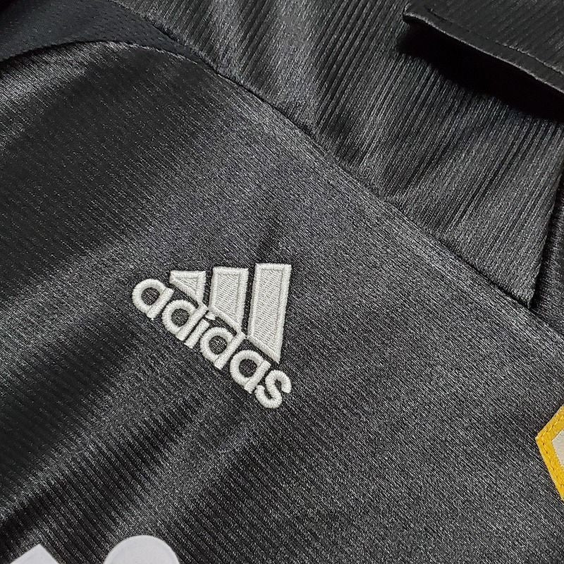 Retro Real Madrid 1998-1999 away image 7