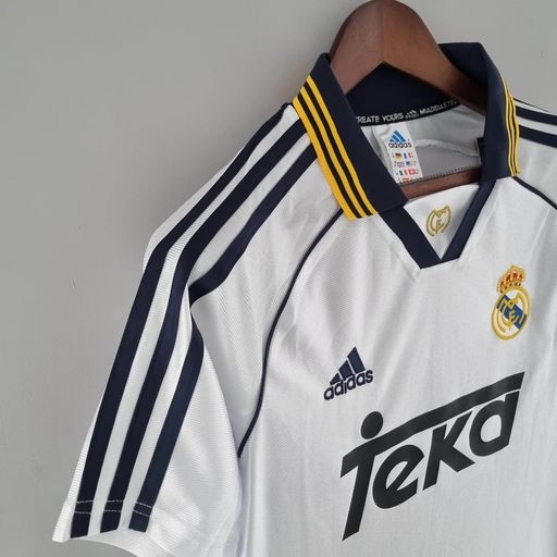 Retro Real Madrid 1998-2000 home image 3