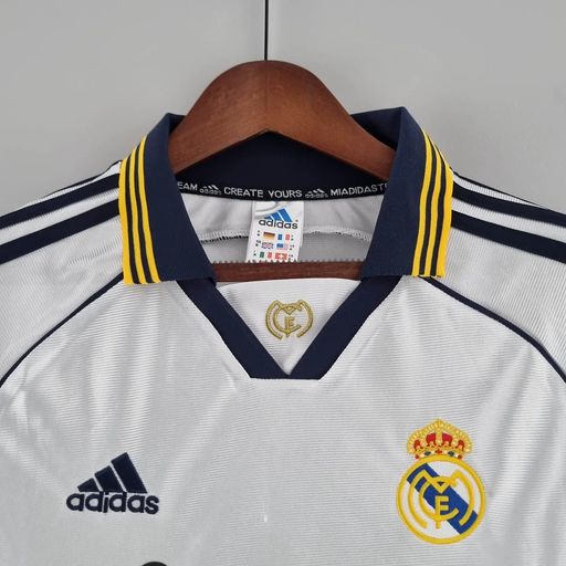 Retro Real Madrid 1998-2000 home image 4