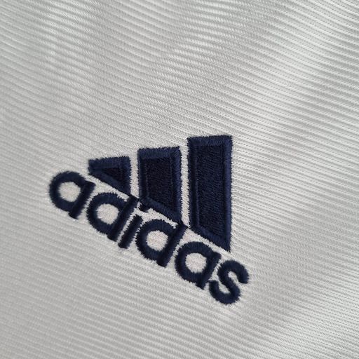 Retro Real Madrid 1998-2000 home image 9
