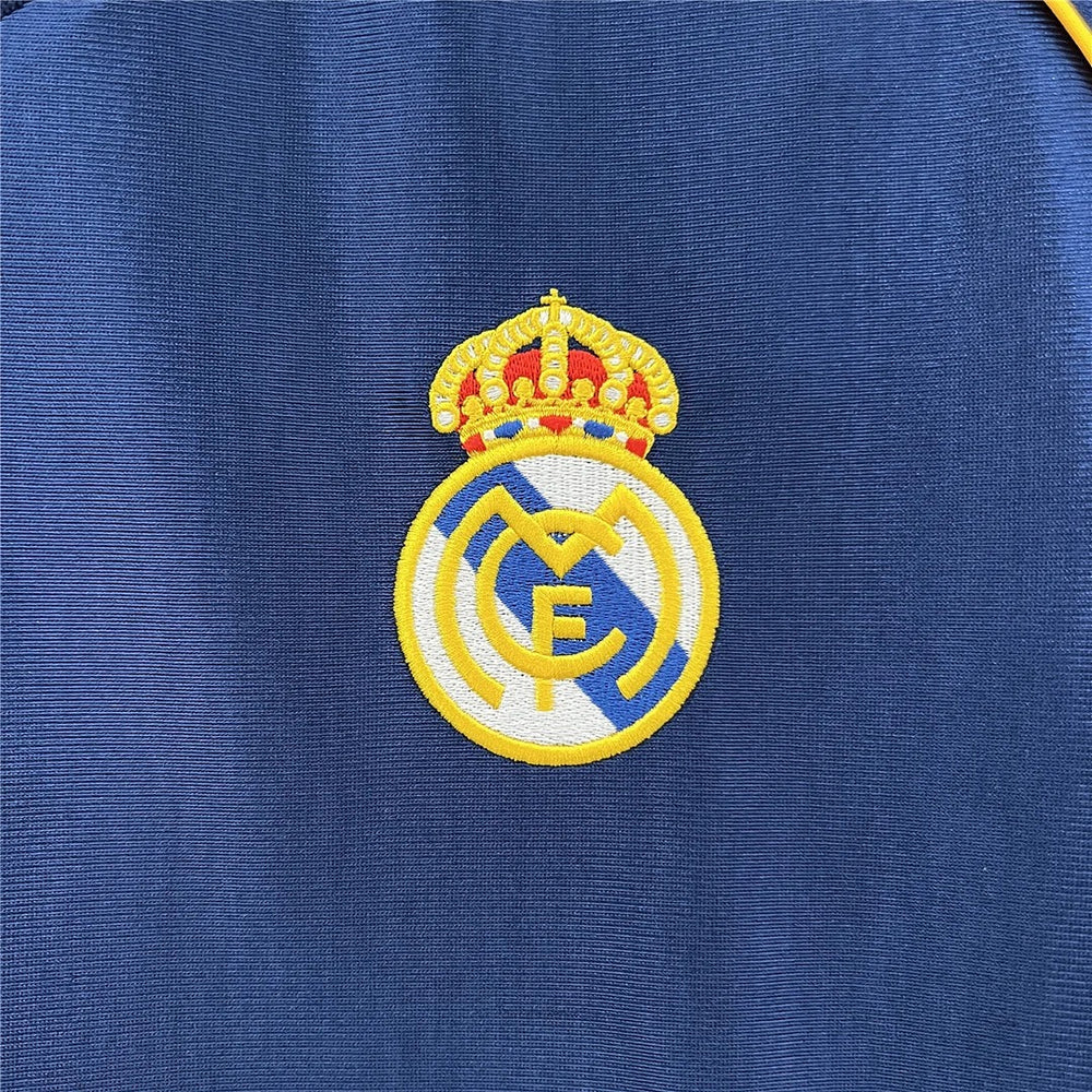 Retro Real Madrid 1998-2000 second away image 7