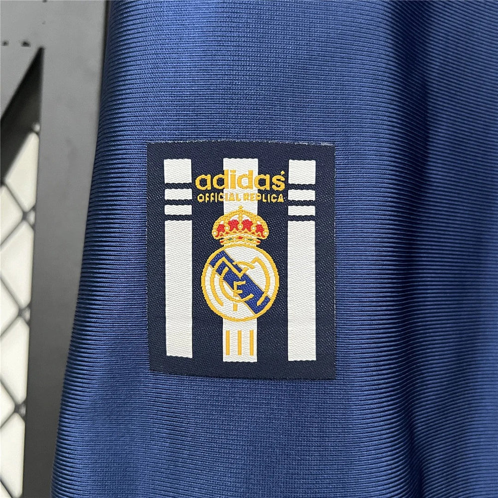 Retro Real Madrid 1998-2000 second away image 8