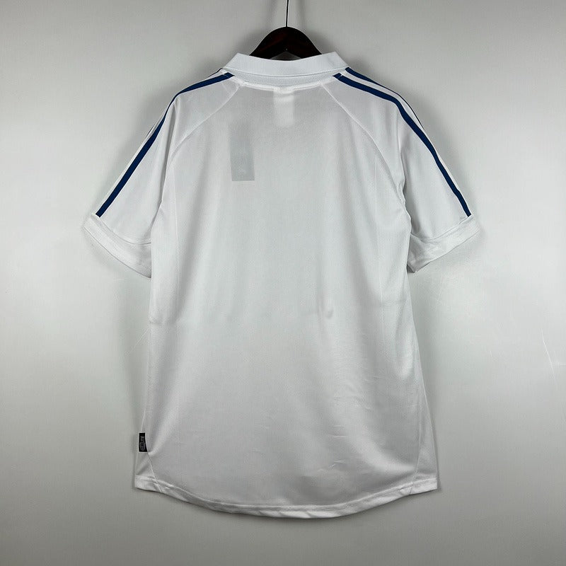 Retro Real Madrid 2001-2002 home image 2