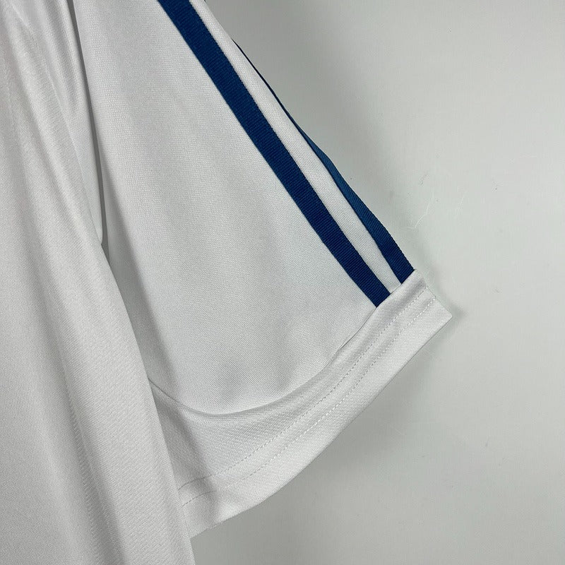 Retro Real Madrid 2001-2002 home image 6