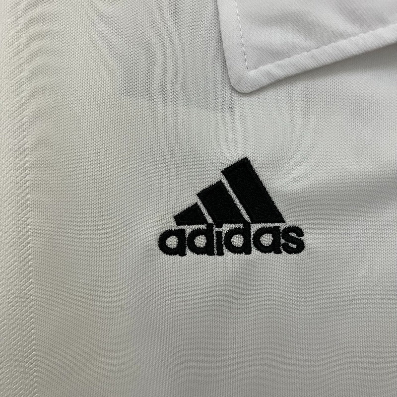 Retro Real Madrid 2002-2003 home image 6