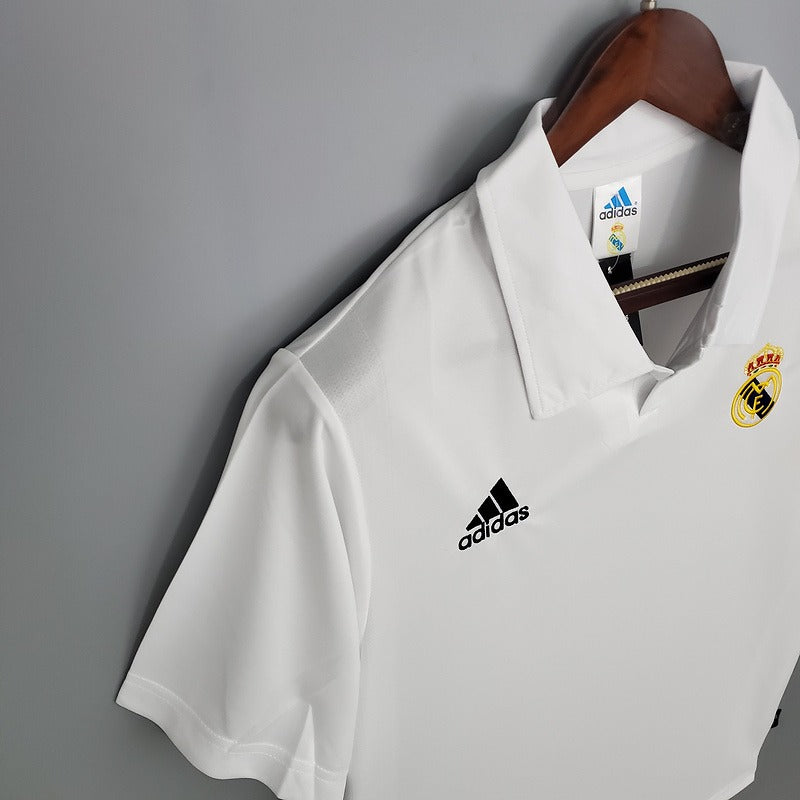 Retro Real Madrid 2002-2003 home UCL edition image 5