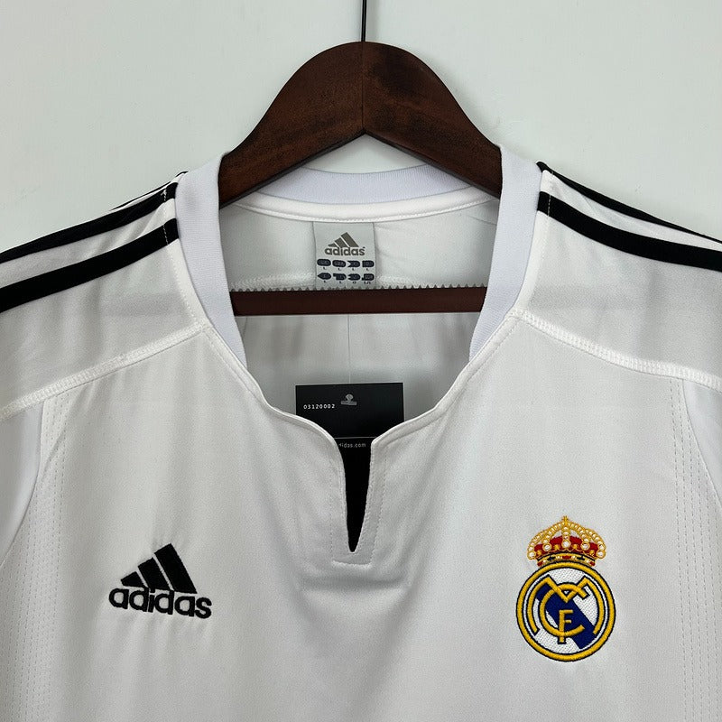 Retro Real Madrid 2003-2004 home image 3