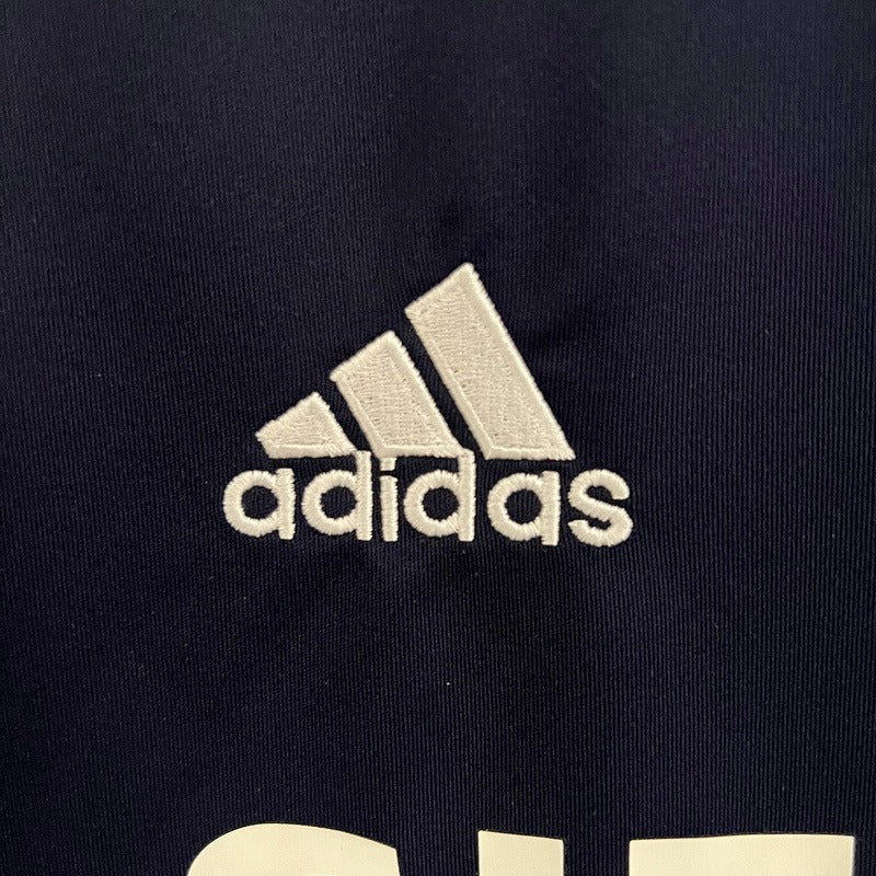 Retro Real Madrid 2004-2005 away image 7