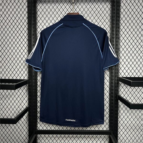 Retro Real Madrid 2005-2006 away image 2