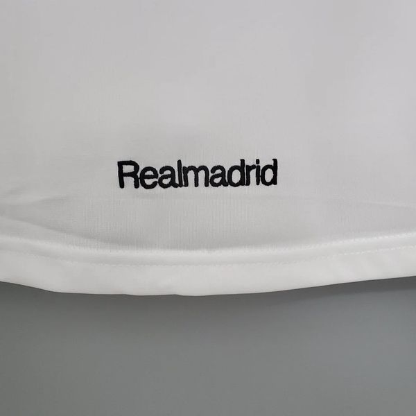 Retro Real Madrid 2005-2006 home image 9