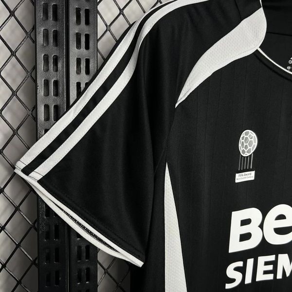Retro Real Madrid 2006-2007 second away image 4