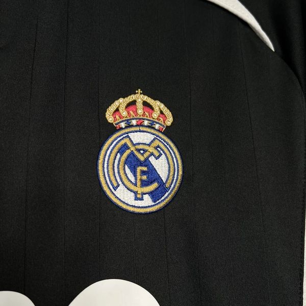 Retro Real Madrid 2006-2007 second away image 8