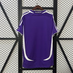 Retro Real Madrid 2006-2007 third away image 2