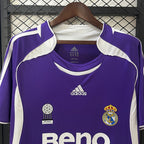 Retro Real Madrid 2006-2007 third away image 3