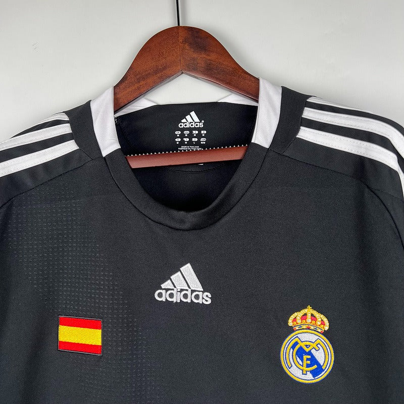 Retro Real Madrid 2008-2009 away image 4