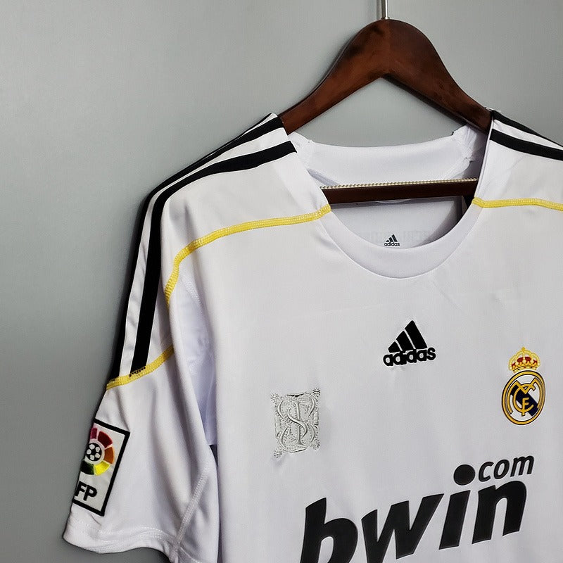 Retro Real Madrid 2009-2010 home image 5