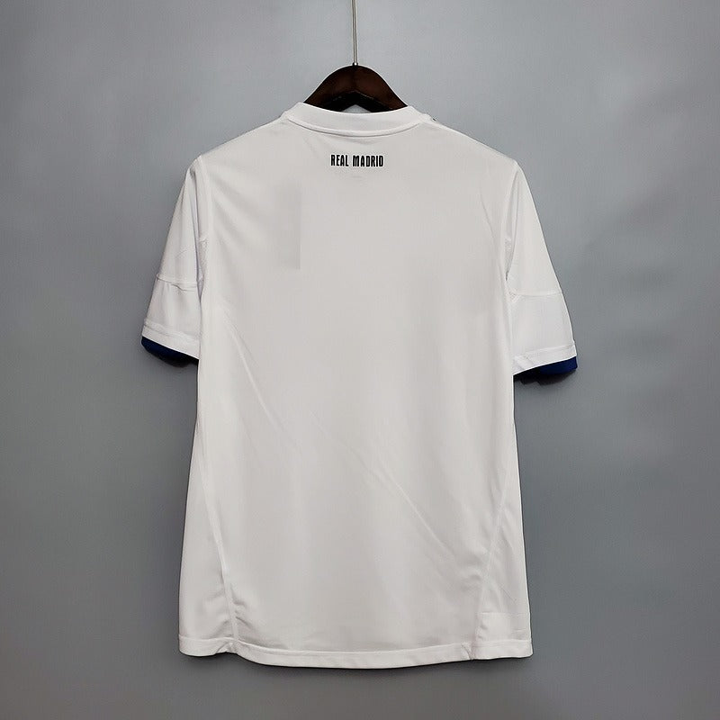 Retro Real Madrid 2010-2011 home image 3