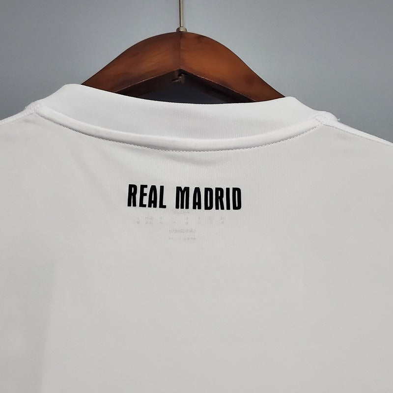 Retro Real Madrid 2010-2011 home image 5