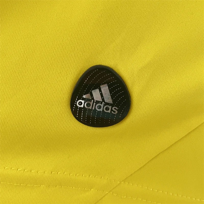 Retro Real Madrid 2011-2012 Goalkeeper image 7