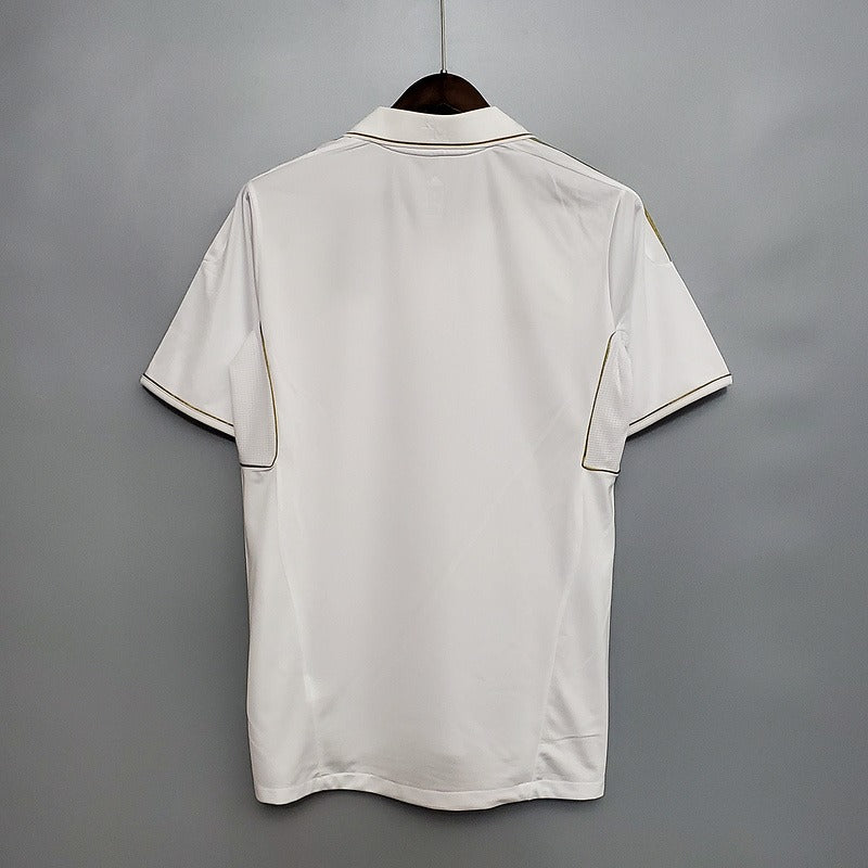 Retro Real Madrid 2011-2012 home image 2