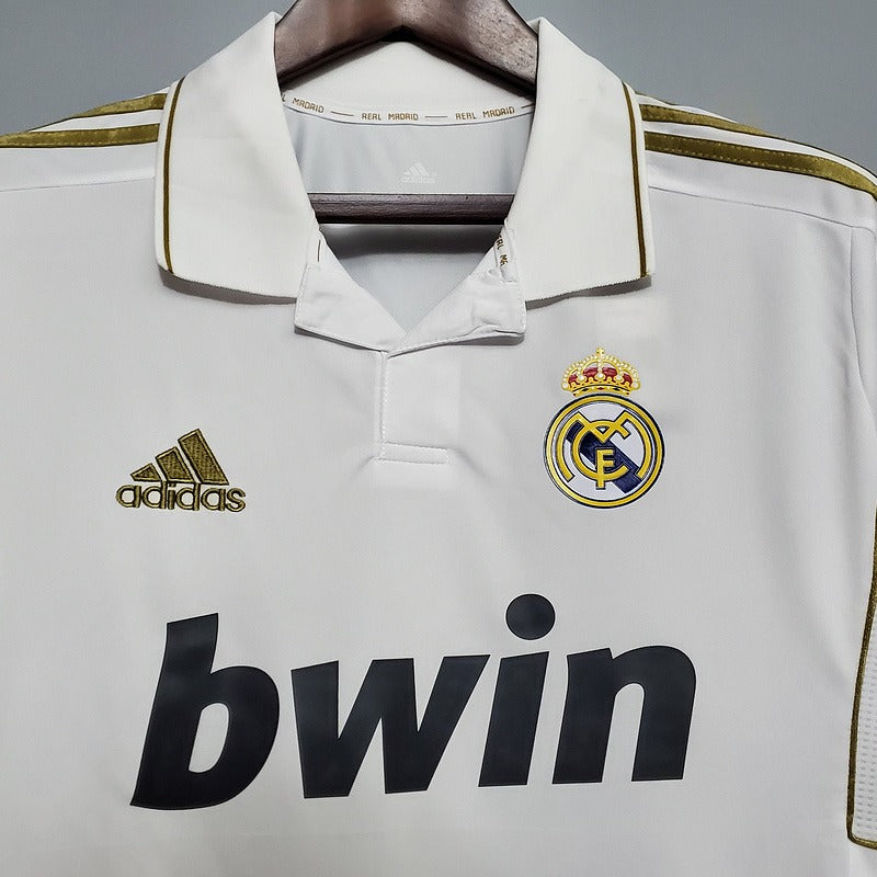 Retro Real Madrid 2011-2012 home image 3