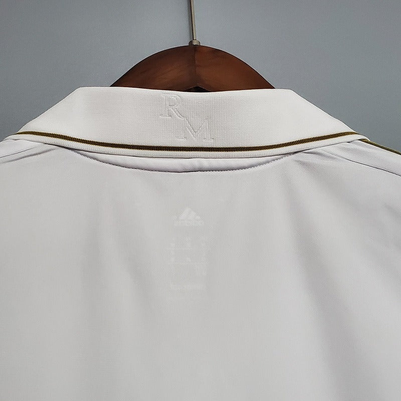 Retro Real Madrid 2011-2012 home image 4