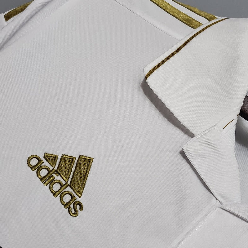 Retro Real Madrid 2011-2012 home image 5